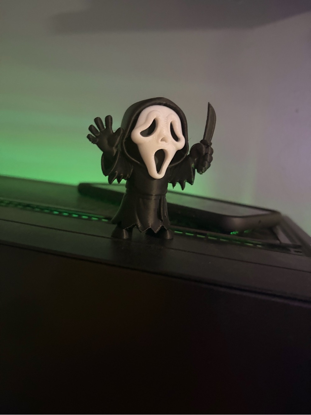 Mini Scream Mask Figure - Black Cloak with White Mask